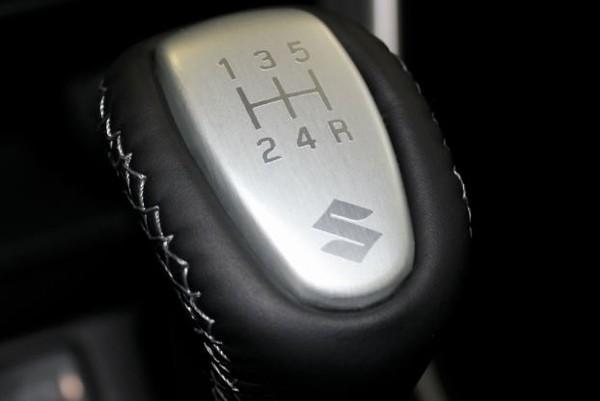 Suzuki Leather Gear Shift Knob - Black And Silver (5 speed)