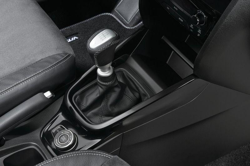 Suzuki Vitara Centre Console Coloured Trim - Various Colours