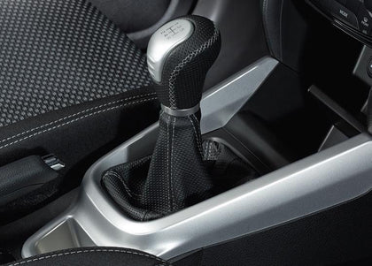 Suzuki Vitara Leather Gear Knob - Black with Silver