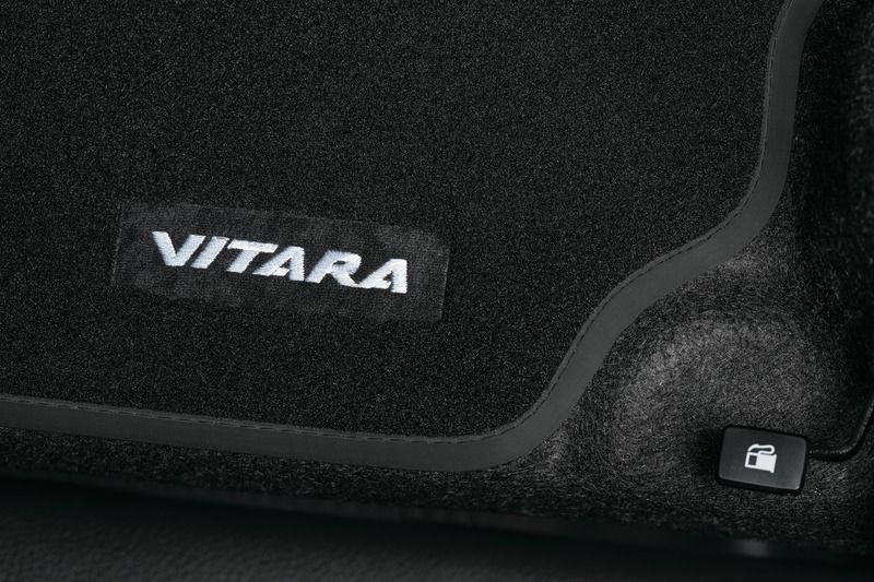 Genuine Suzuki Vitara 2015 Onwards Carpet Mat Set - Silver Logo