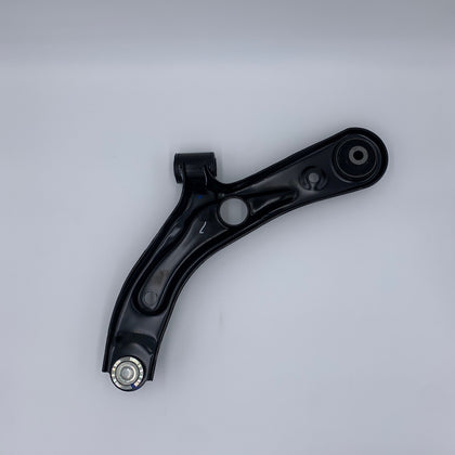 FRONT RH LOWER SUSPENSION ARM 2004-2008 SWIFT/SPLASH